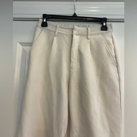 Abercrombie & Fitch Cream Women’s Tailored High Waist Dress Pants in Size XS - Picture 3 of 11